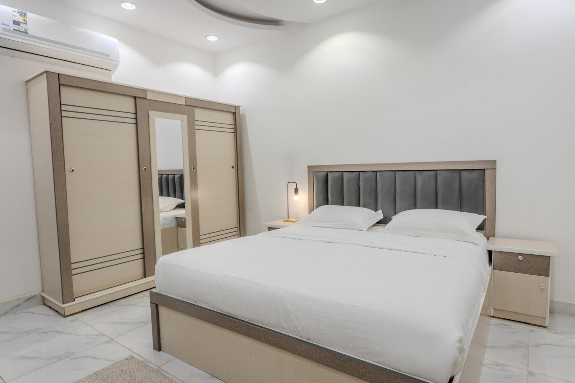 Comfortable & Big Family Apartments 10Mins Drive To Al-Masjid -Nabawi - Nozol Noor 2 Medina ภายนอก รูปภาพ