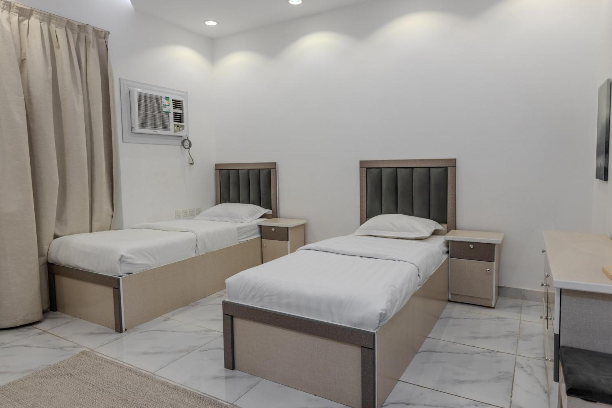 Comfortable & Big Family Apartments 10Mins Drive To Al-Masjid -Nabawi - Nozol Noor 2 Medina ภายนอก รูปภาพ
