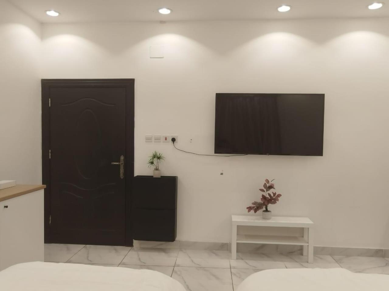 Comfortable & Big Family Apartments 10Mins Drive To Al-Masjid -Nabawi - Nozol Noor 2 Medina ภายนอก รูปภาพ